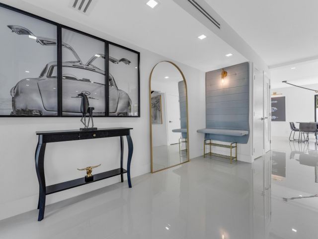 Продажа дома по адресу 2724 N Ocean Boulevard - фото 6579815