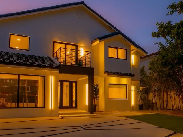 Продажа дома по адресу 2724 N Ocean Boulevard - фото 6579822