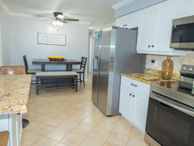 Продажа дома по адресу 411 Forest Estate Drive - фото 6299827