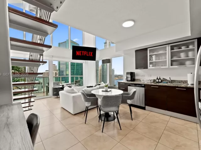 Продажа квартиры #1901 - фото 6300831