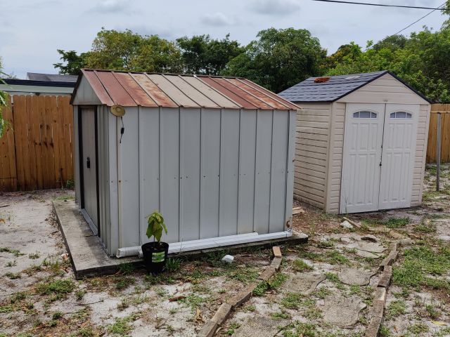 Продажа дома по адресу 408 SW 24 Avenue - фото 6304161