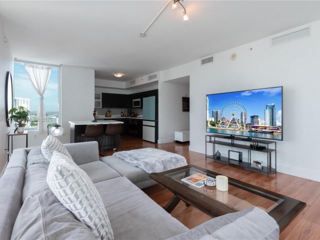 Продажа квартиры #2113 - фото 6303389