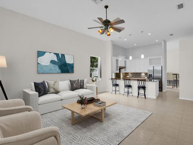 Продажа дома по адресу 18544 Ocean Mist Drive - фото 6317800