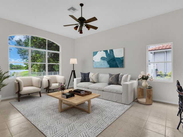 Продажа дома по адресу 18544 Ocean Mist Drive - фото 6317801