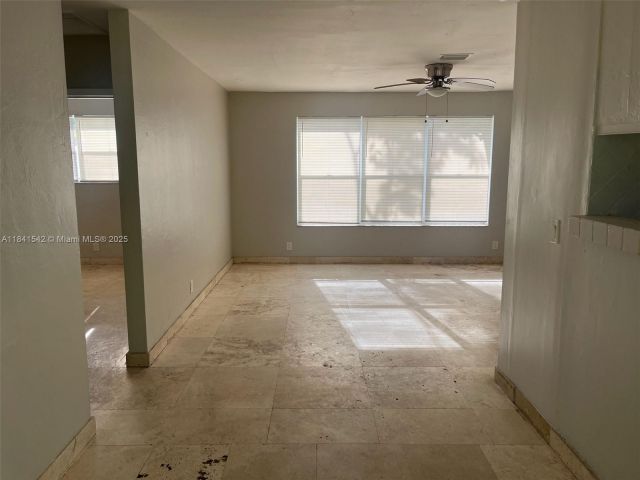 Продажа дома по адресу 1450 N 64th Ave - фото 7516285