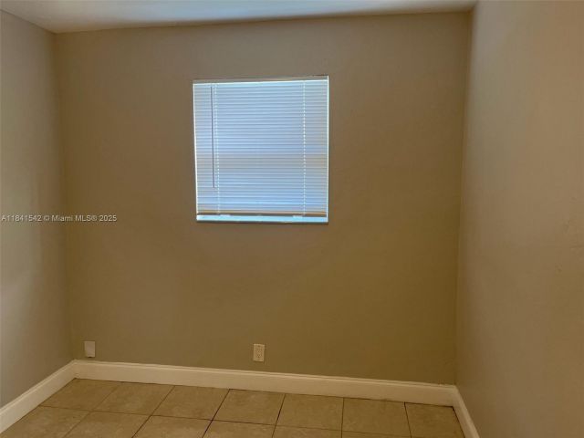 Продажа дома по адресу 1450 N 64th Ave - фото 7516297