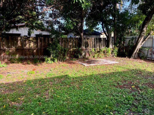 Продажа дома по адресу 1450 N 64th Ave - фото 9056312