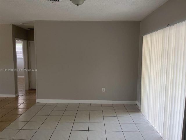 Продажа дома по адресу 7420 N Farragut St - фото 7464349