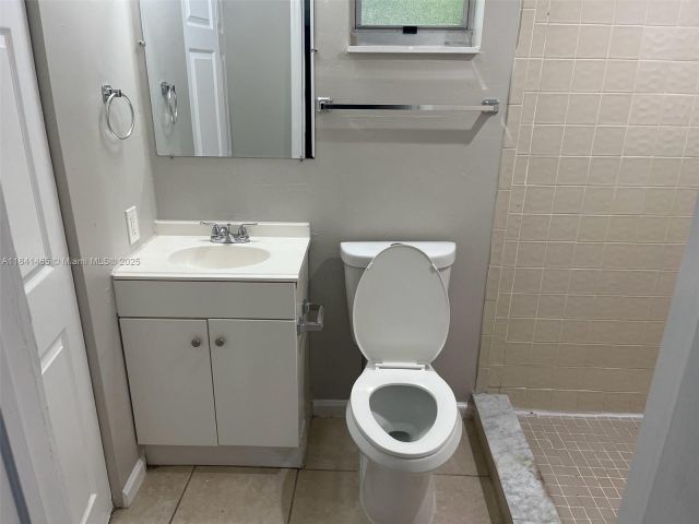 Продажа дома по адресу 7420 N Farragut St - фото 7464376