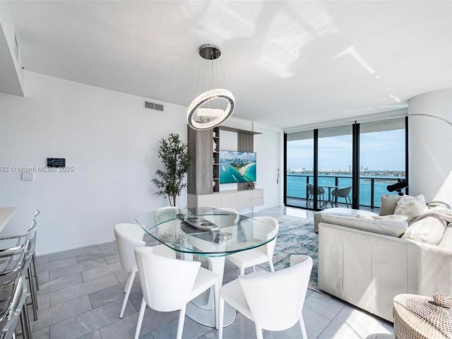 Продажа квартиры #2101 - фото 7169729