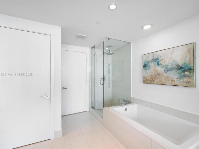 Продажа квартиры #2101 - фото 7169732