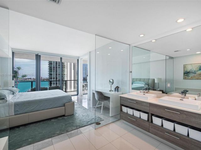 Продажа квартиры #2101 - фото 7169735