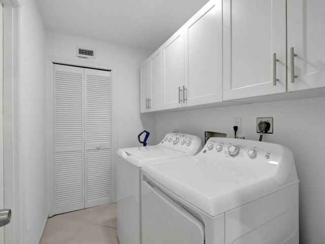 Дом в аренду по адресу 902 Foxpointe Circle - фото 6315681