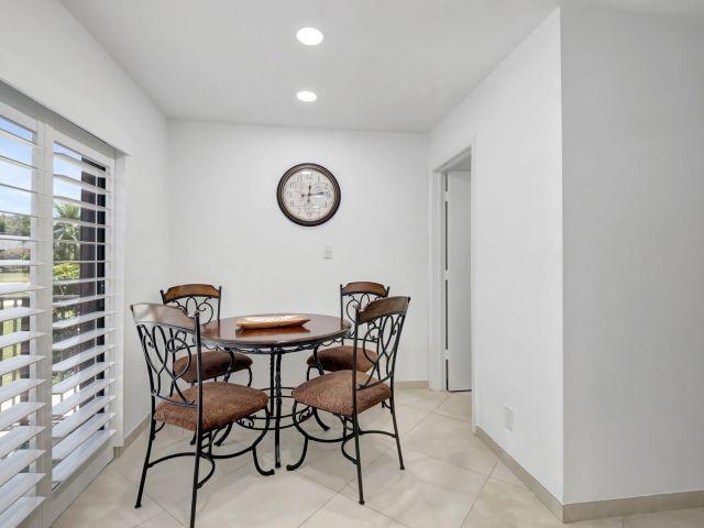 Дом в аренду по адресу 902 Foxpointe Circle - фото 6315682