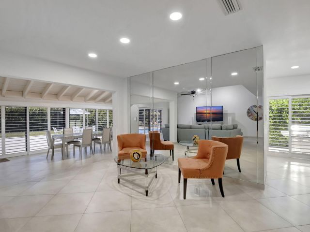 Дом в аренду по адресу 902 Foxpointe Circle - фото 6315688