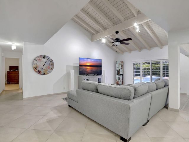 Дом в аренду по адресу 902 Foxpointe Circle - фото 6315691