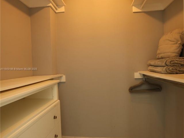 Квартира в аренду номер927 - фото 7443620