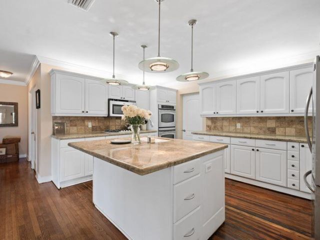 Продажа дома по адресу 322 Valencia Road - фото 6928338