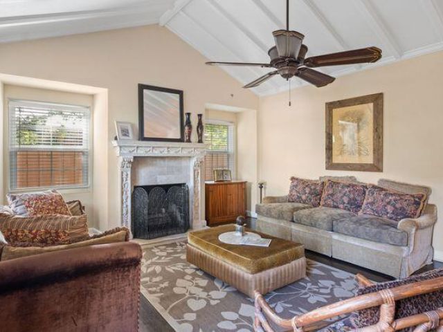 Продажа дома по адресу 322 Valencia Road - фото 6928347