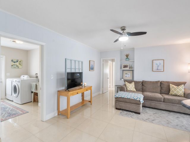 Дом в аренду по адресу 772 Apple Tree Lane - фото 6749021