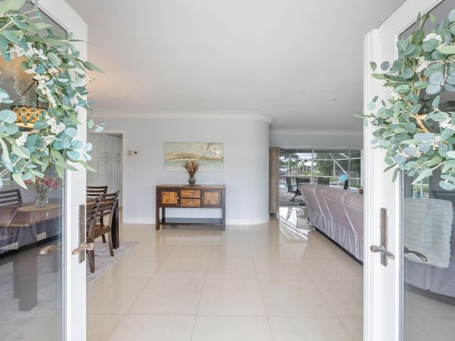 Дом в аренду по адресу 772 Apple Tree Lane - фото 6749032