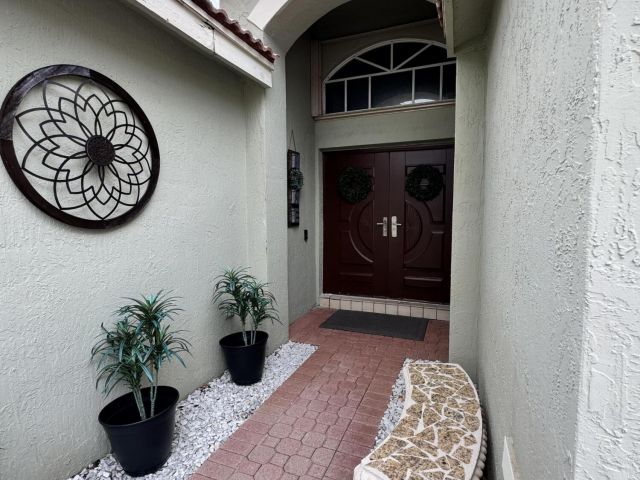 Дом в аренду по адресу 18038 Rhumba Way - фото 6317144