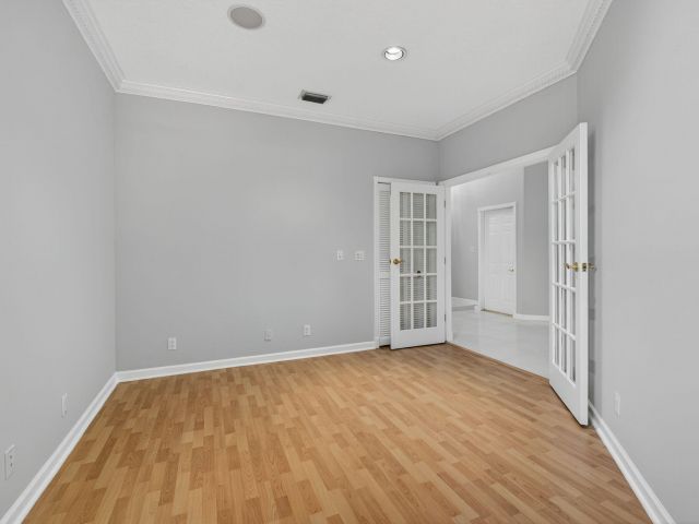 Продажа дома по адресу 1052 W Shore Drive - фото 6307467