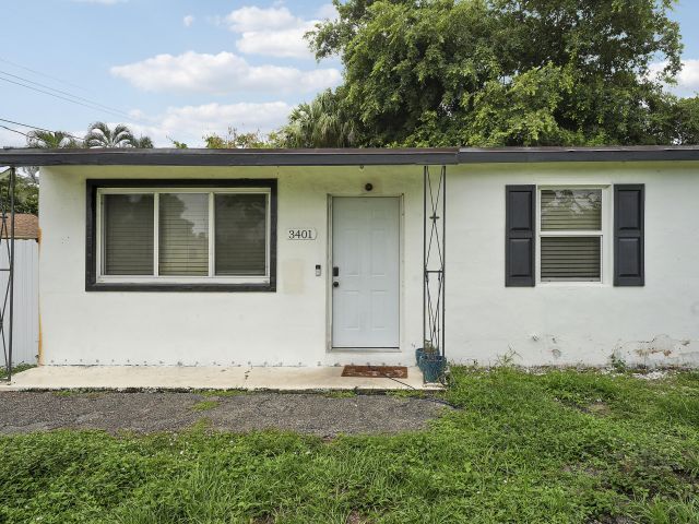 Дом в аренду по адресу 3401 F Avenue - фото 6316679