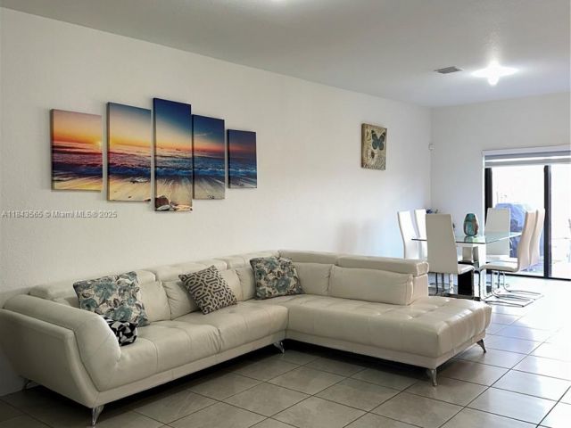 Продажа дома по адресу 24702 SW 119th Ct - фото 7500488