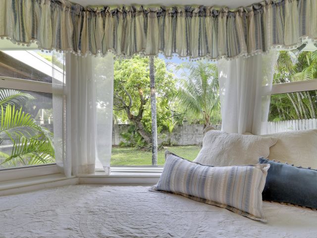 Продажа дома по адресу 10421 SW 107th Street - фото 6373342