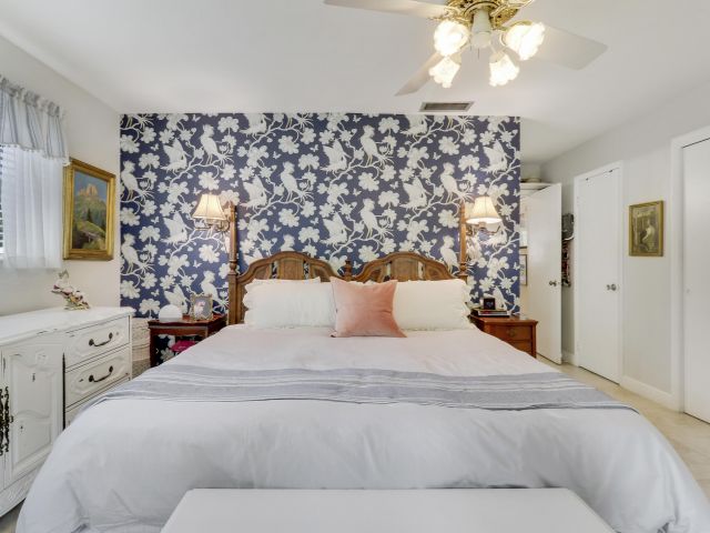 Продажа дома по адресу 10421 SW 107th Street - фото 6373343