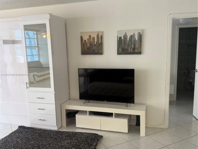 Продажа квартиры #1611 - фото 7432702