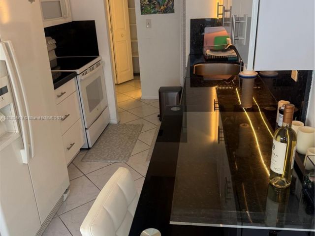 Продажа квартиры #1611 - фото 7432707