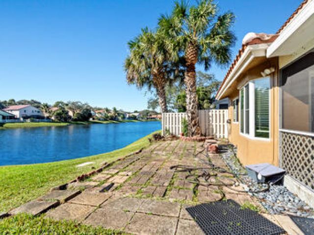 Дом в аренду по адресу 10056 Country Brook Road - фото 6317163