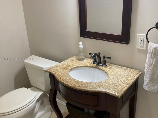 Продажа дома по адресу 10801 SW 123rd St - фото 7514925