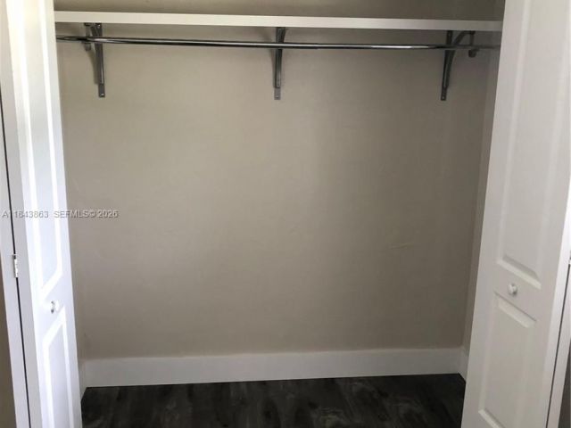 Продажа дома по адресу 10801 SW 123rd St - фото 7514933