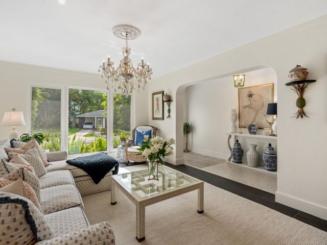 Продажа дома по адресу 2122 Northridge Road - фото 6315412