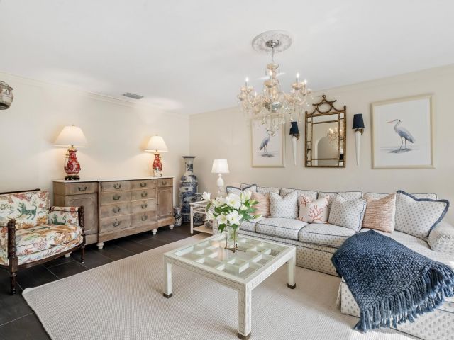 Продажа дома по адресу 2122 Northridge Road - фото 6315414