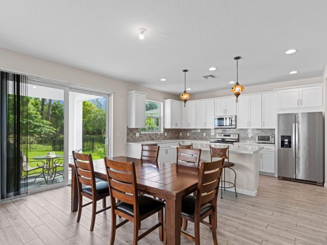 Продажа дома по адресу 6427 Trails Of Foxford Court - фото 6313183