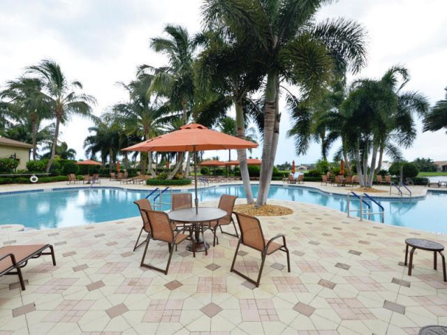 Продажа дома по адресу 13226 Solana Beach Cove - фото 6315473