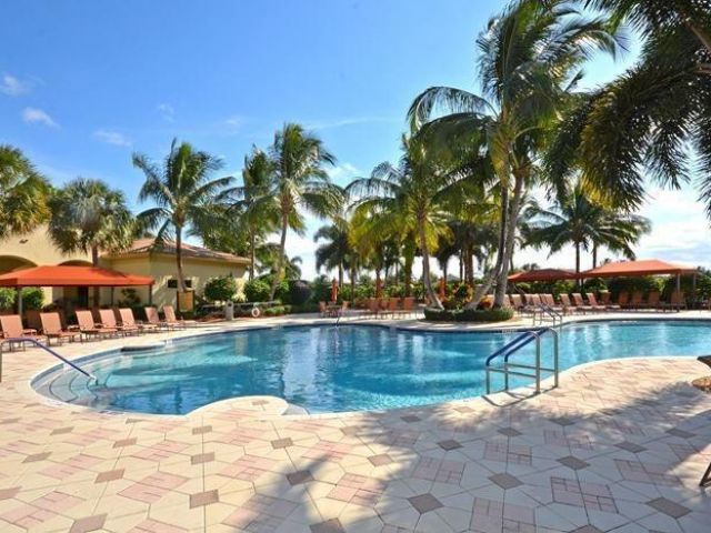 Продажа дома по адресу 13226 Solana Beach Cove - фото 6315476