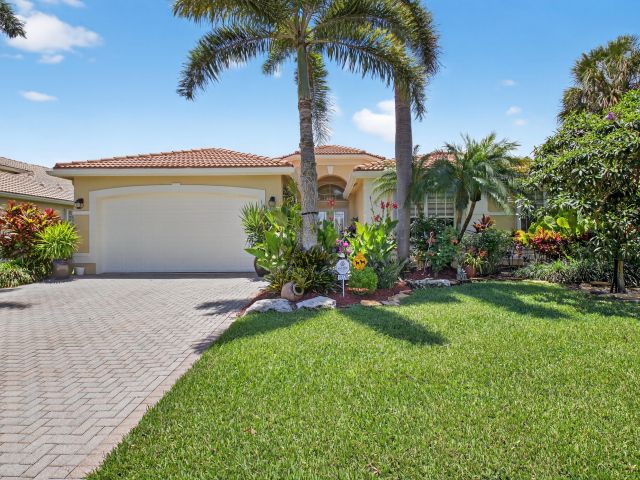 Продажа дома по адресу 13226 Solana Beach Cove - фото 6315477