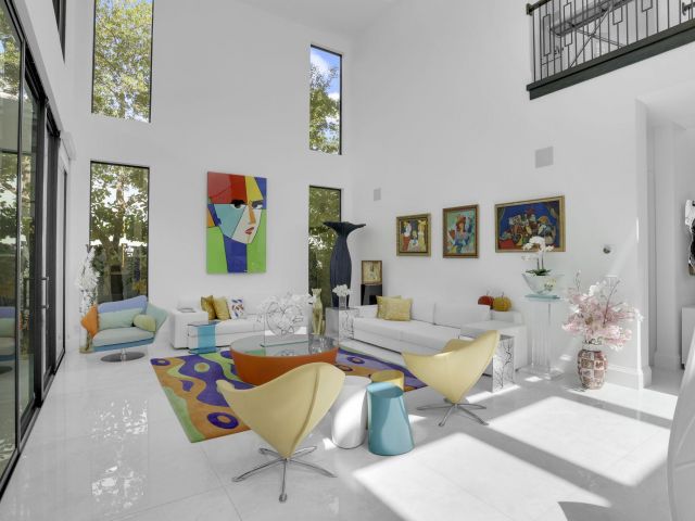 Продажа дома по адресу 234 NE 4th Street - фото 6316985