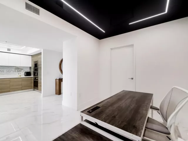 Продажа квартиры #4-2203 - фото 6316640