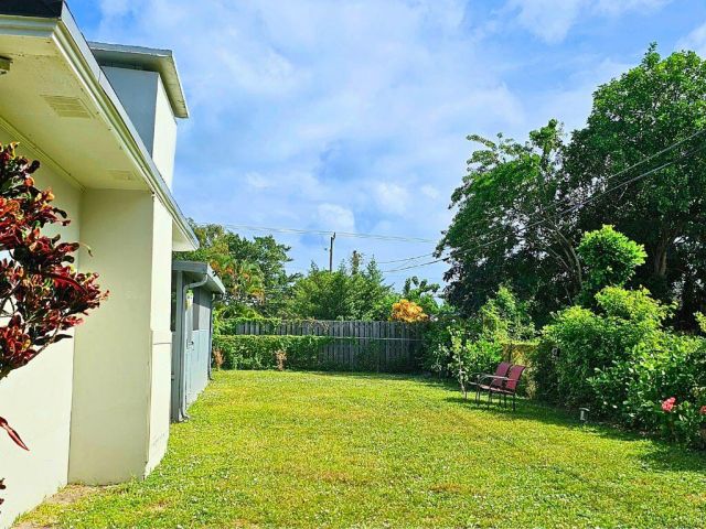 Продажа дома по адресу 4534 Brady Boulevard - фото 6315419