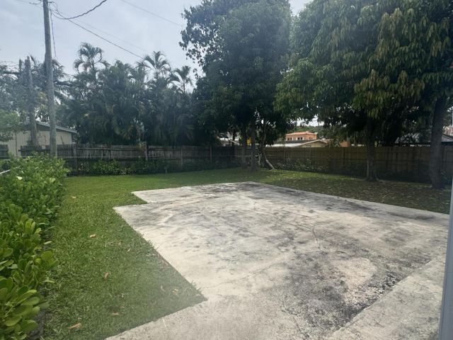 Дом в аренду по адресу 721 Nathan Hale Road - фото 6319560