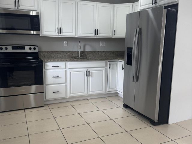 Дом в аренду по адресу 721 Nathan Hale Road - фото 6319561