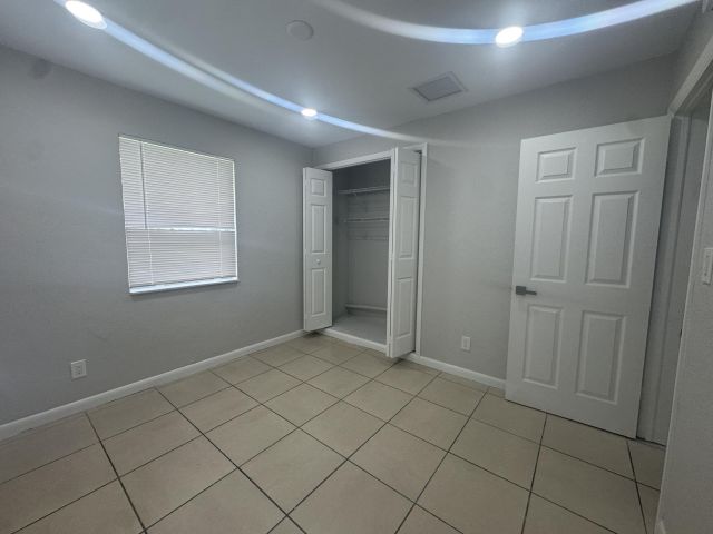 Дом в аренду по адресу 721 Nathan Hale Road - фото 6319564