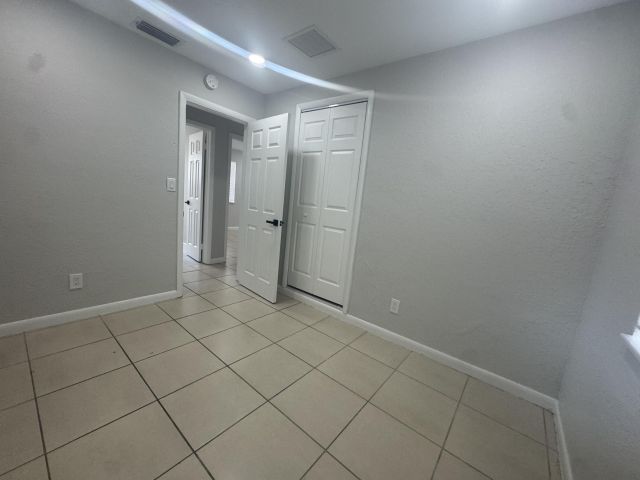 Дом в аренду по адресу 721 Nathan Hale Road - фото 6319568