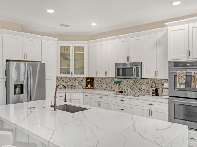 Продажа дома по адресу 18640 Ocean Mist Drive - фото 6365341